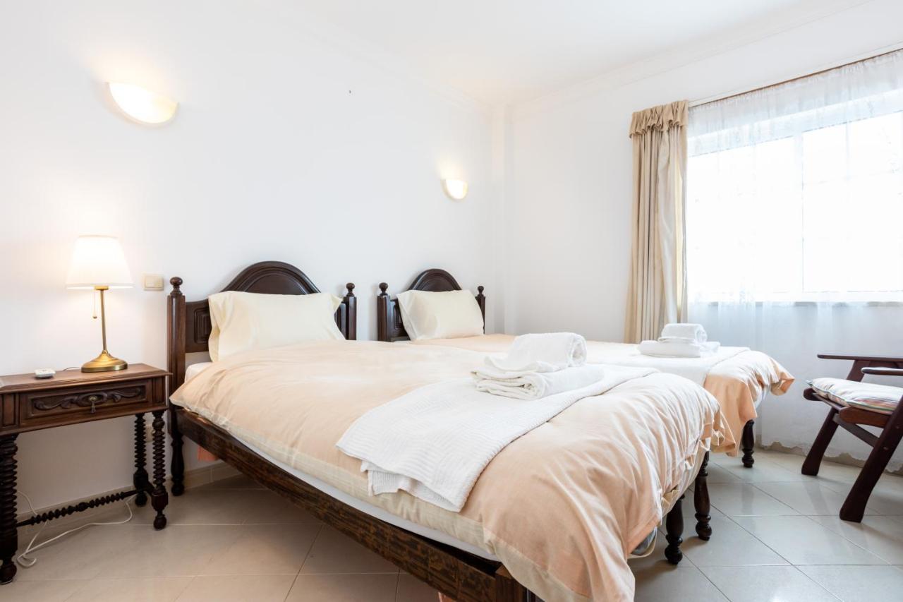 Top Floor Apartment With Great Views! Albufeira Exterior foto