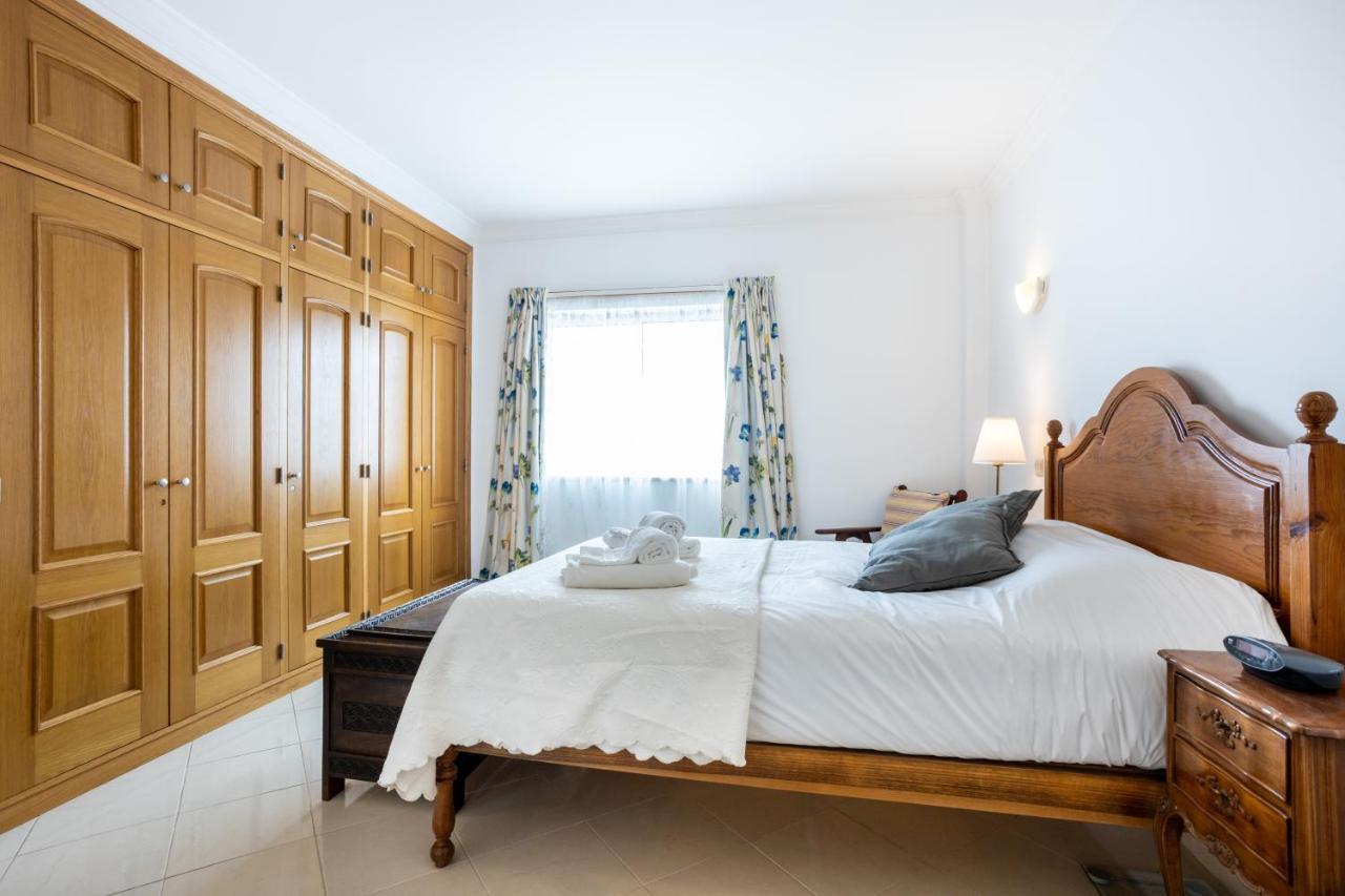 Top Floor Apartment With Great Views! Albufeira Exterior foto
